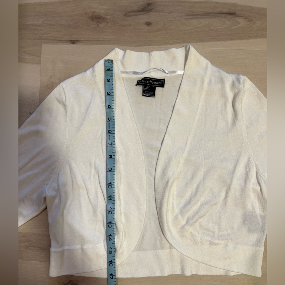 Jessica Howard white shrug